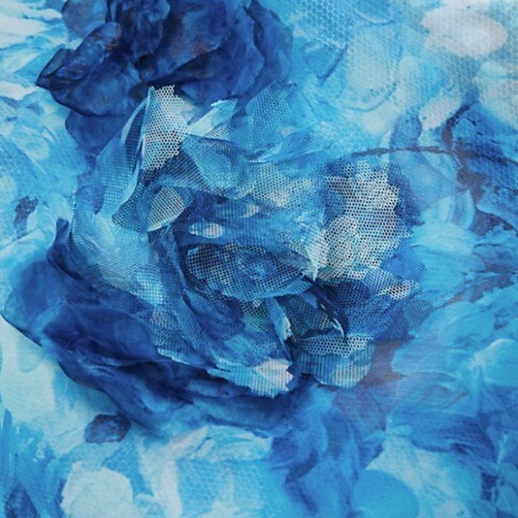 Marchesa Notte VNeck Printed Organza 3D Appliques Gown Blue Multi - Picture 6 of 9